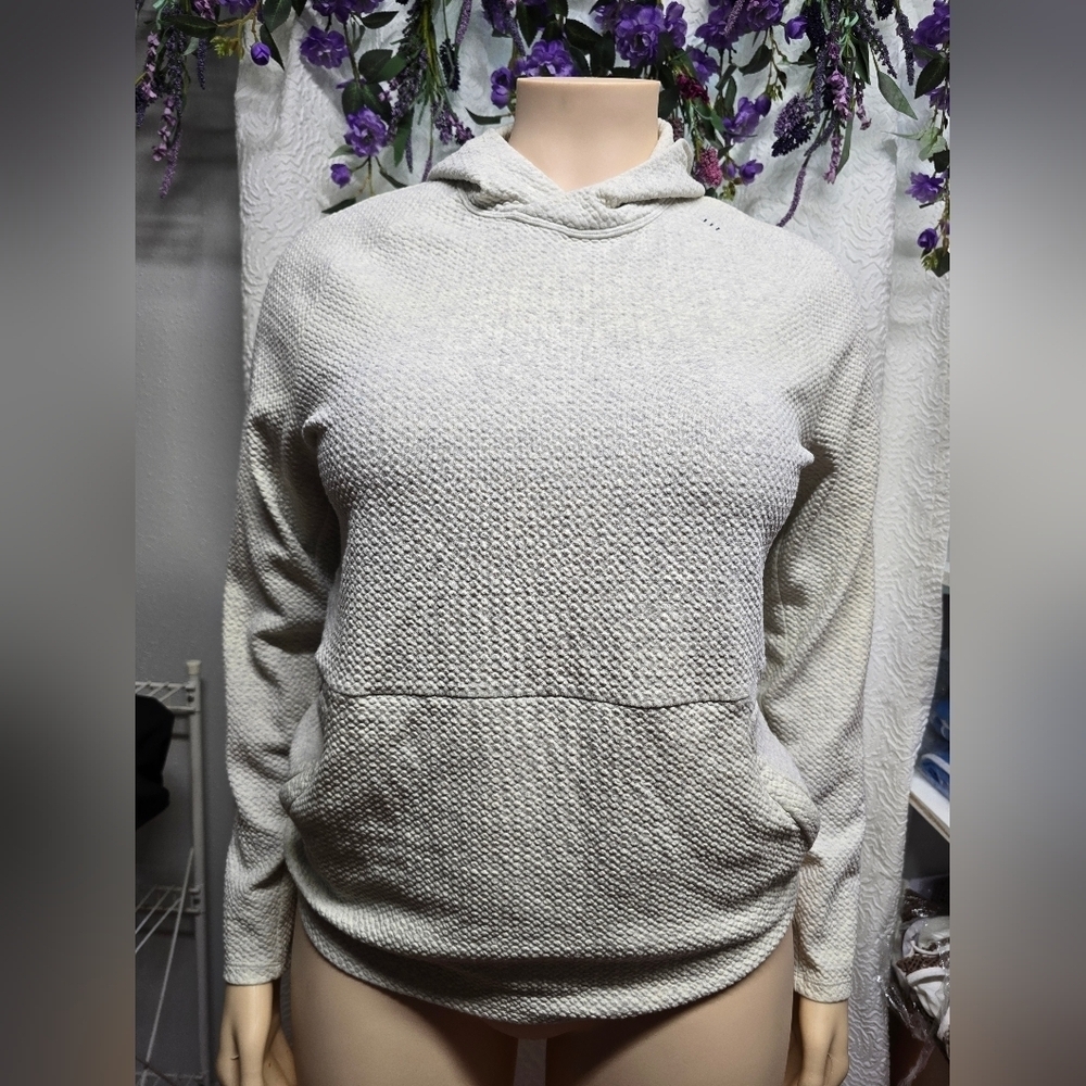 Lululemon Athletica Cream Textured Knit Sweater